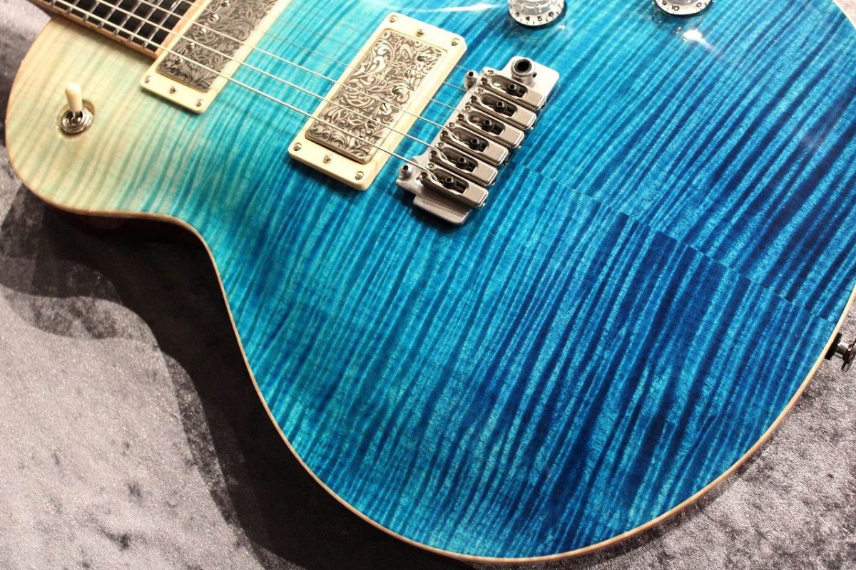 価格交渉ご自由に!ギター　キルトトップタイプ 価格交渉ご自由に!ギター キルトトップタイプ 価格交渉ご自由に!ギター