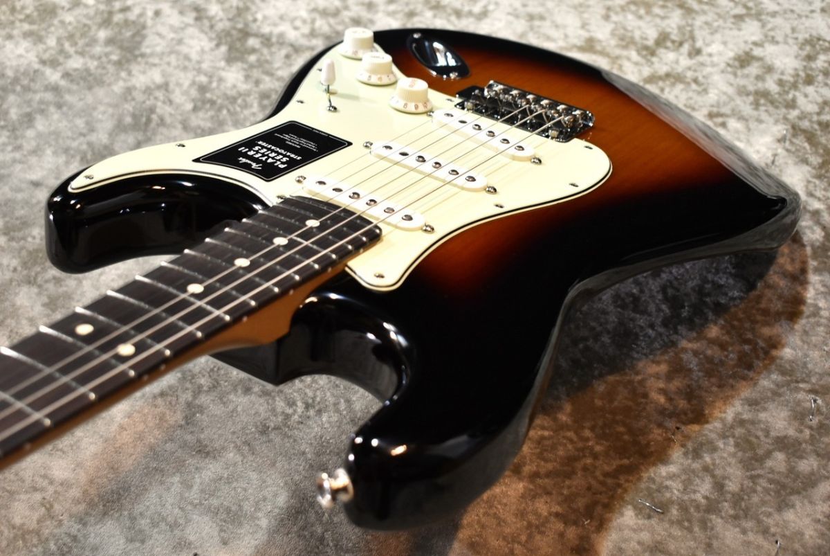 Limited Player II Stratocaster -3Tone Sunburst- #25015479