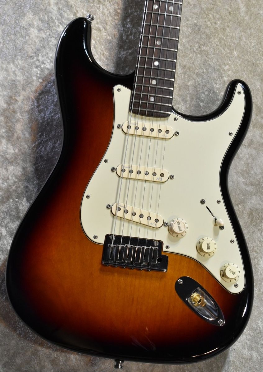 限定値下げ Fender ストラトキャスター American deluxe 236058.jpg