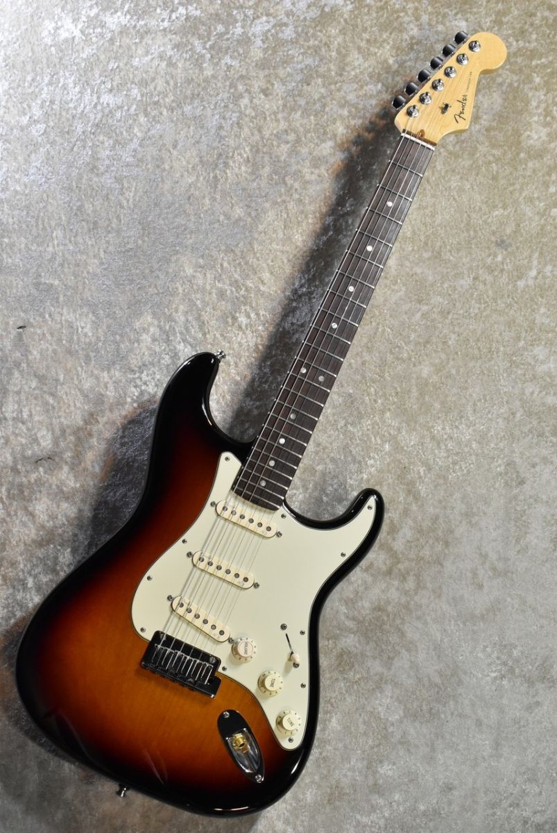 American Deluxe Stratocaster 3-Color Sunburst | 【クロサワ楽器店