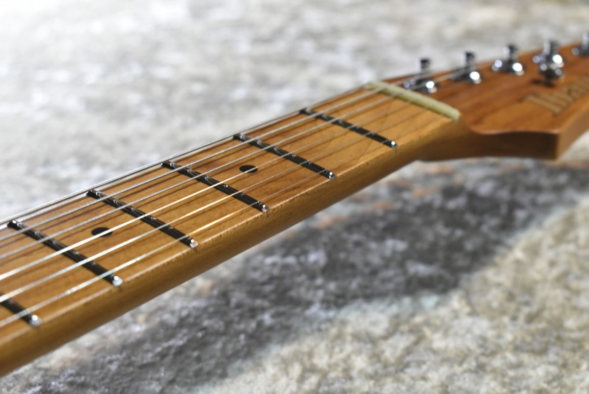 A2Z Prestige AZ2402 Pearl White Flat #FD2486033 | 【クロサワ楽器店