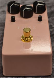 HTJ-WORKS / GOLD HAZE FUZZ ファズ HTJ-WORKS GOLD HAZE Hybrid Fuzzファズ 歪み エフェクター 送料