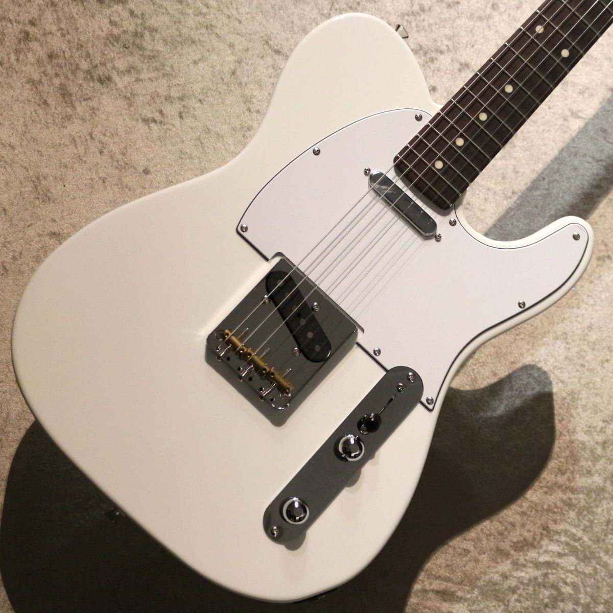 定番人気！ BCTE100RBD ~Snow 【クロサワ楽器店 | #H240669 White~ トップス