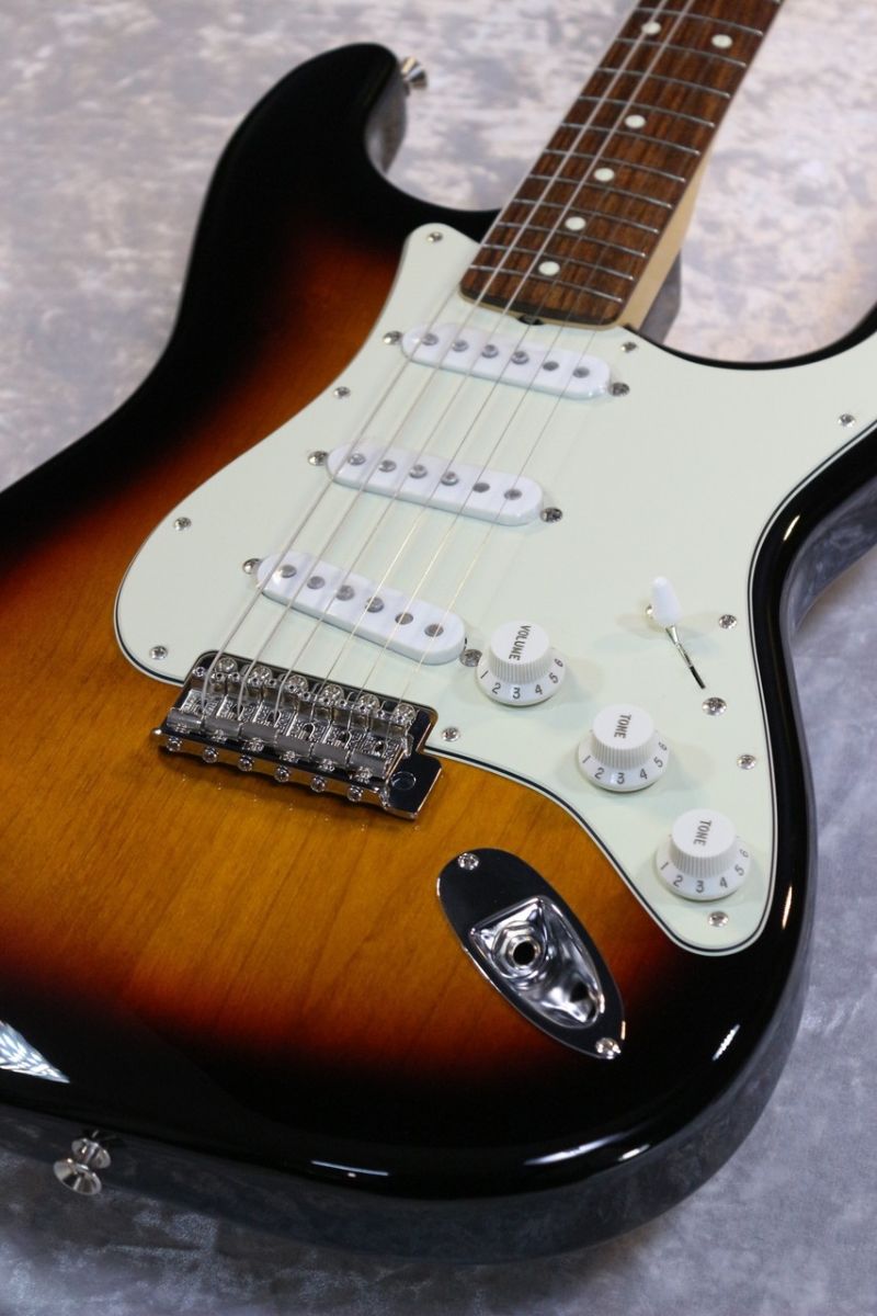 FSR Made in Japan Traditional 60s Stratocaster 3-Tone