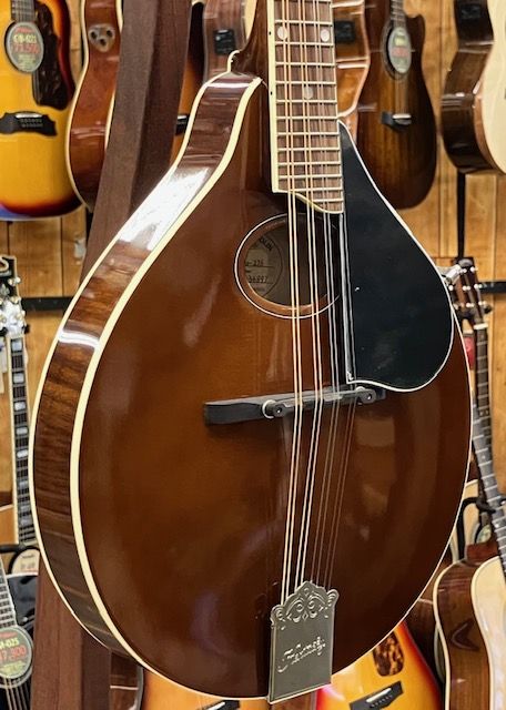 KM-276 Deluxe Oval Hole A-Model Mandolin Transparent Brown