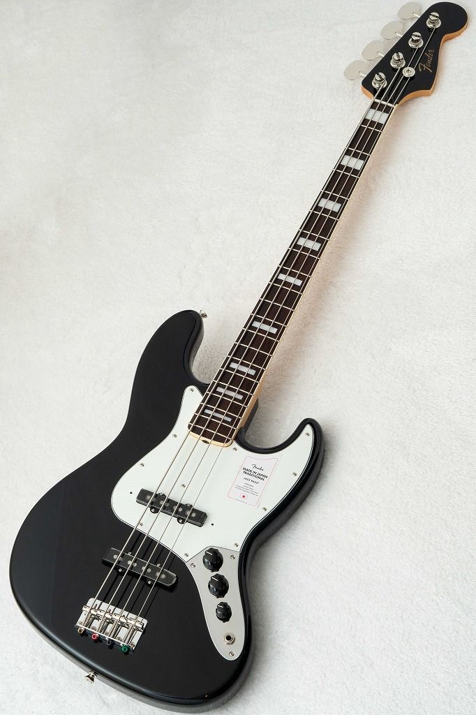 Made in Japan Traditional II Late 60s Jazz Bass Matching Head