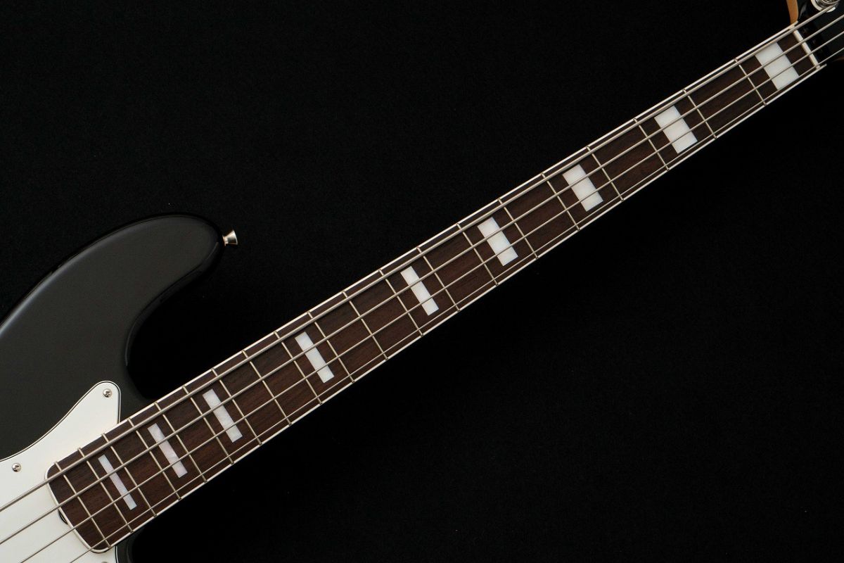 ギター　ベース　2本まとめ出品　日本製　メーカー不明 Gio Ibanez GSR280QA ベース 初心者12点セット 【Fenderアンプ付