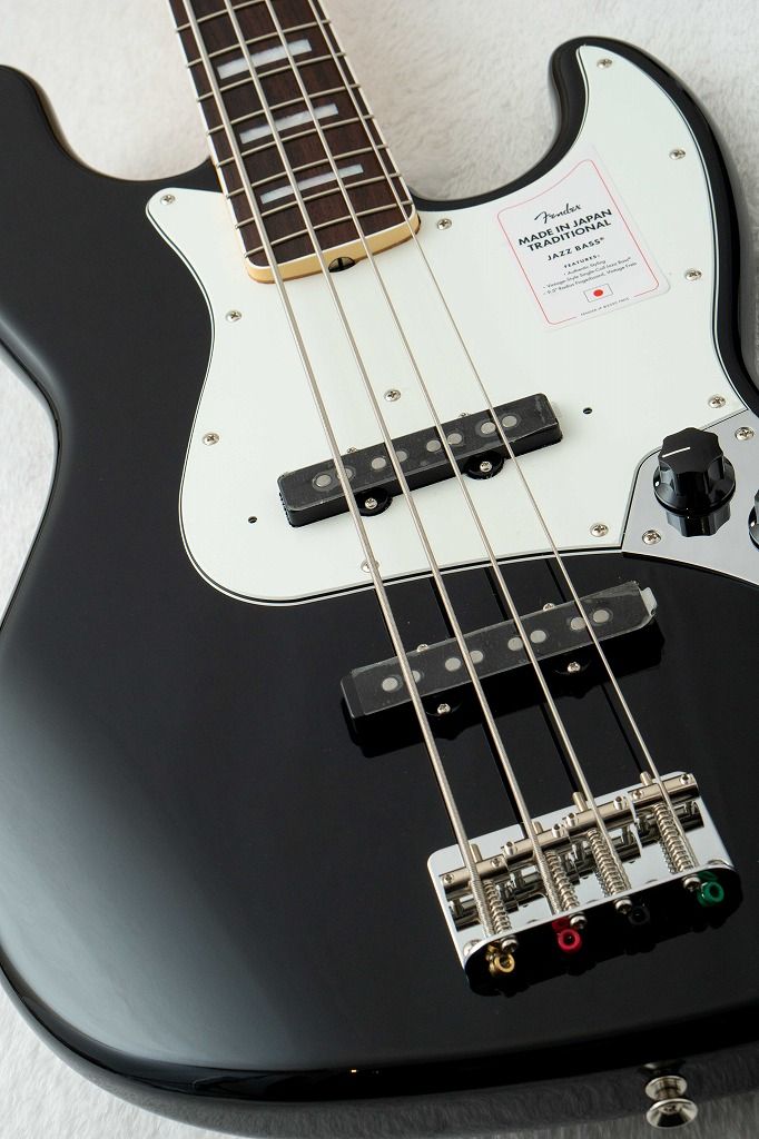 Made in Japan Traditional II Late 60s Jazz Bass Matching Head