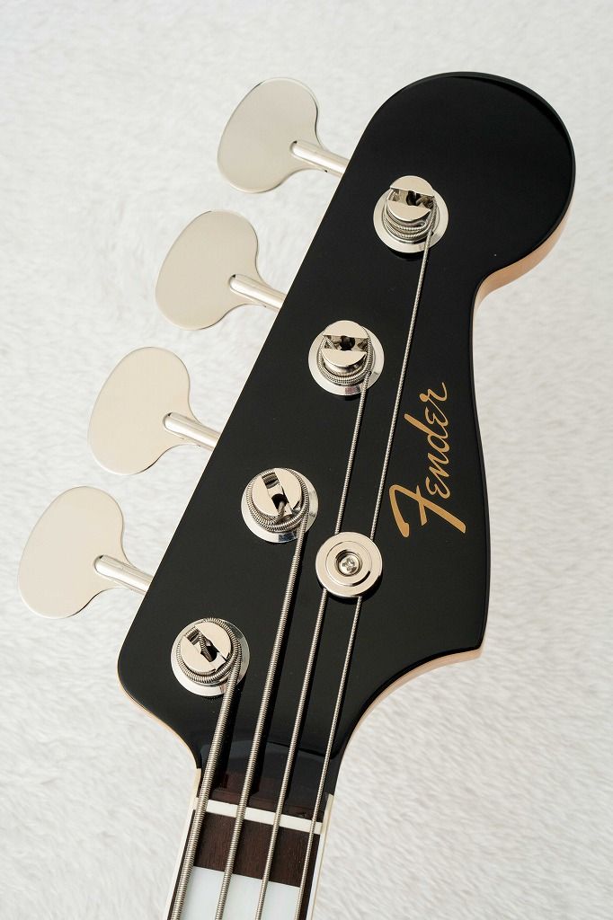 Made in Japan Traditional II Late 60s Jazz Bass Matching Head