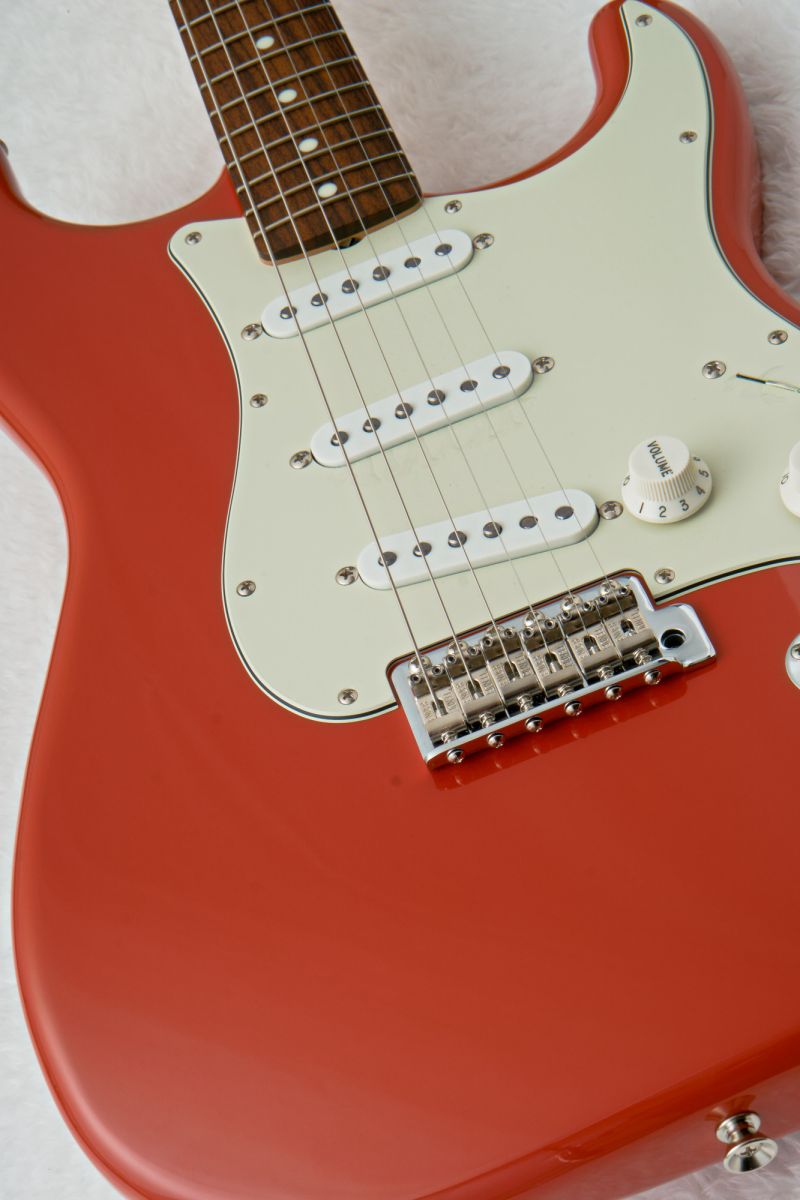 FSR MIJ TRADITIONAL II 60S STRATOCASTER Fiesta Red / FRD