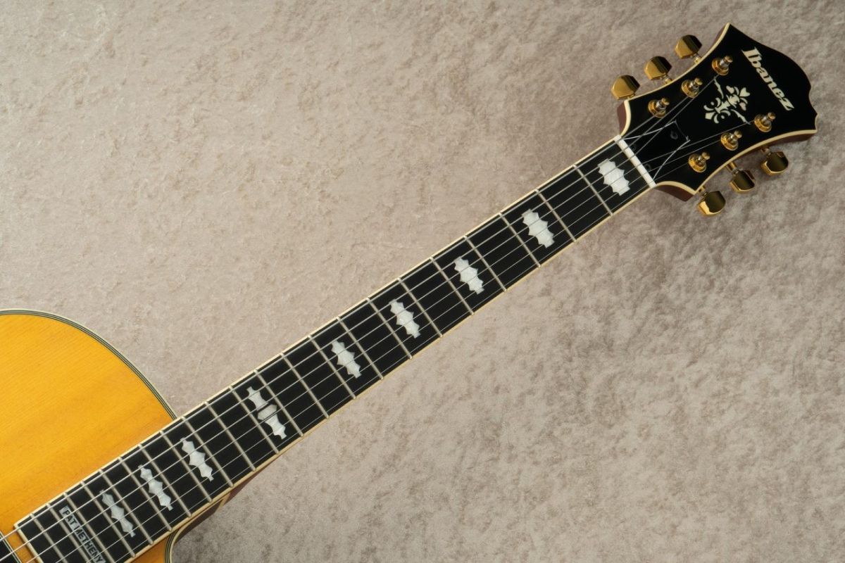 PM3C-NAL Ibanez Amber Natural PM3C cotrane様　Ibanez (Natural Signature Metheny [Pat Gloss) Low Amber ギター