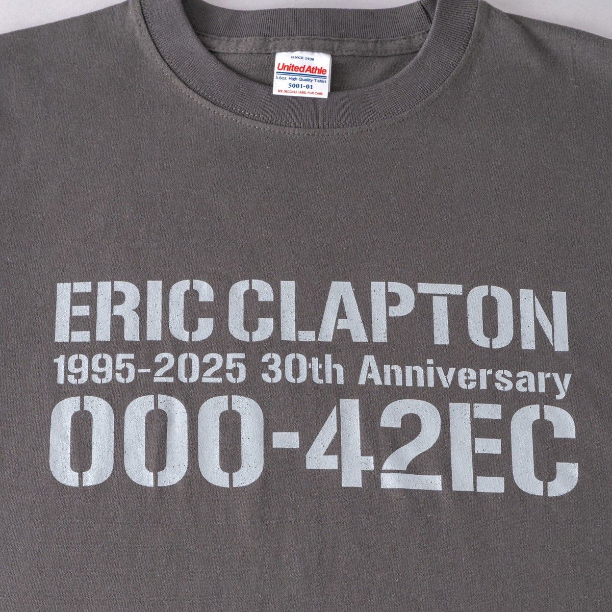 ERIC MARTIN 2024年Tour Tシャツ Lサイズ（未開封） エリック・クラプトンとマーティン・ギターのコラボTシャツが5月