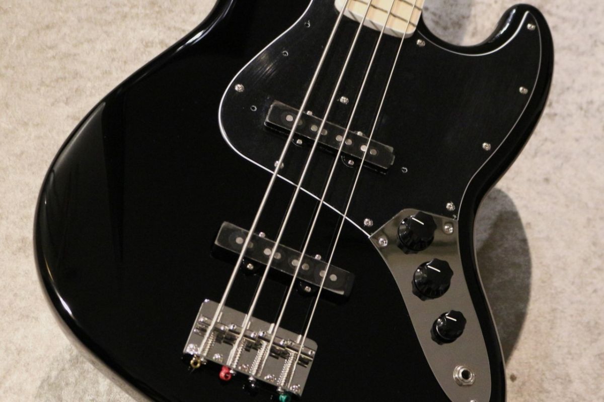 FSR Made in Japan Traditional 70s Jazz Bass -Black