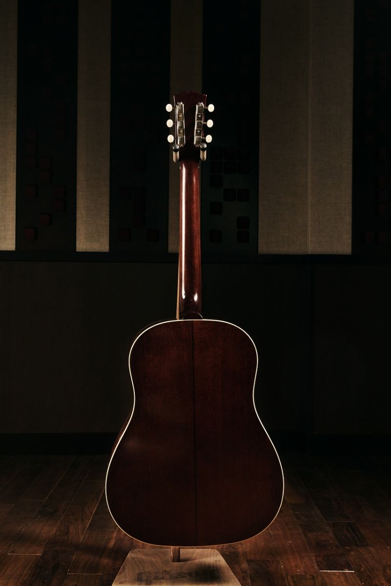 Inspired By Gibson Custom Tamio Okuda J-45 | 【クロサワ楽器