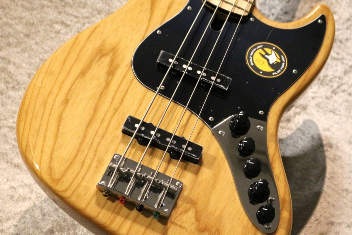 Sire V7 2nd Ash ベース サイアー 専用ケース付き Sire V7 2nd Ash