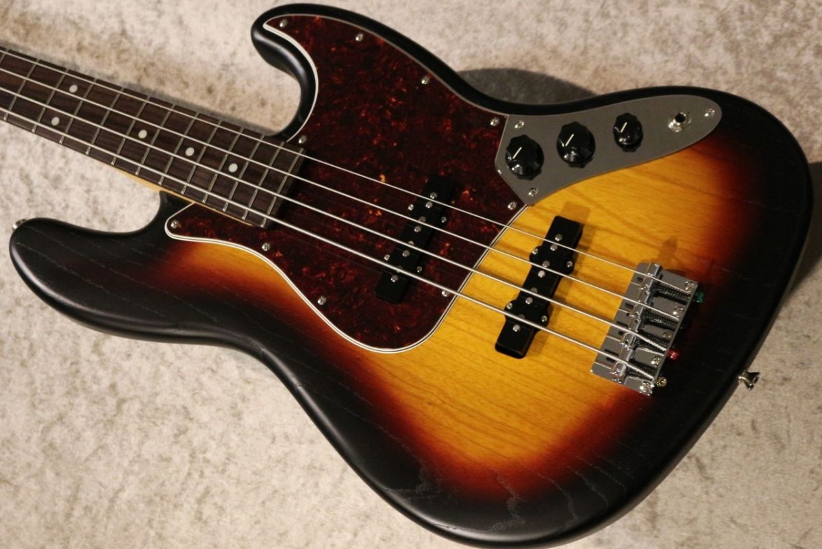 Made in Japan Limited Jazz Bass Raw Ash -3 Color Sunburst