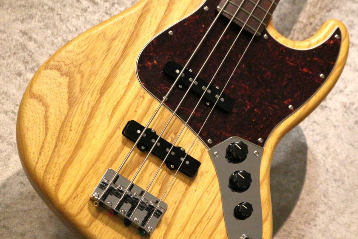 Fender アコースティックベース ナチュラル アコースティックベース】Fenderより各限定100本の
