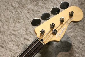 Made in Japan Limited Jazz Bass Raw Ash -Vintage Natural