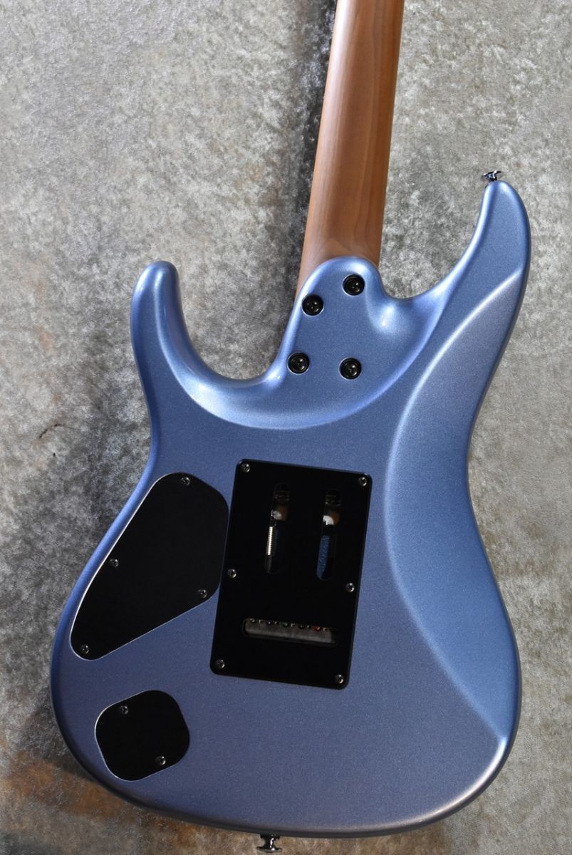 Prestige AZ2402 Ice Blue Metallic #FD2556006【軽量3.11kg