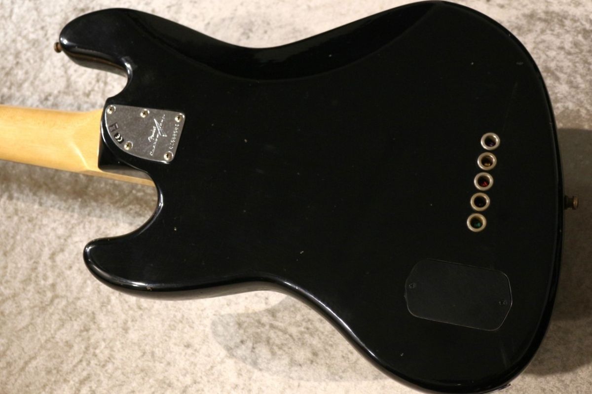 Custom Built Custom Classic Jazz Bass V Journeyman Relic -Black