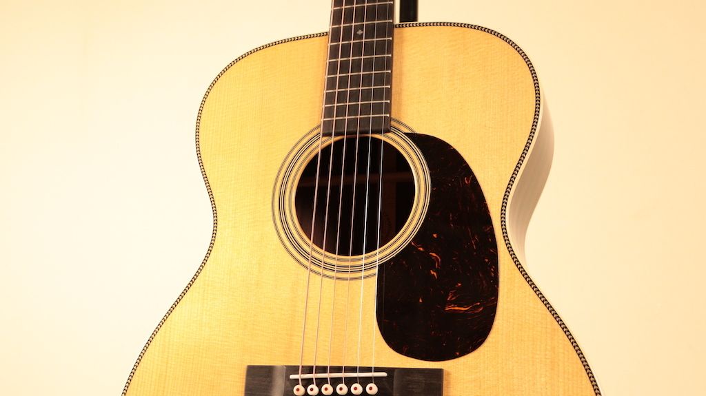 【大幅値下げ中】Martin D-28 Standard '02年製【ケース付】 Martin 【目玉商品】【11/3までの期間限定特価！】USED 中古 D