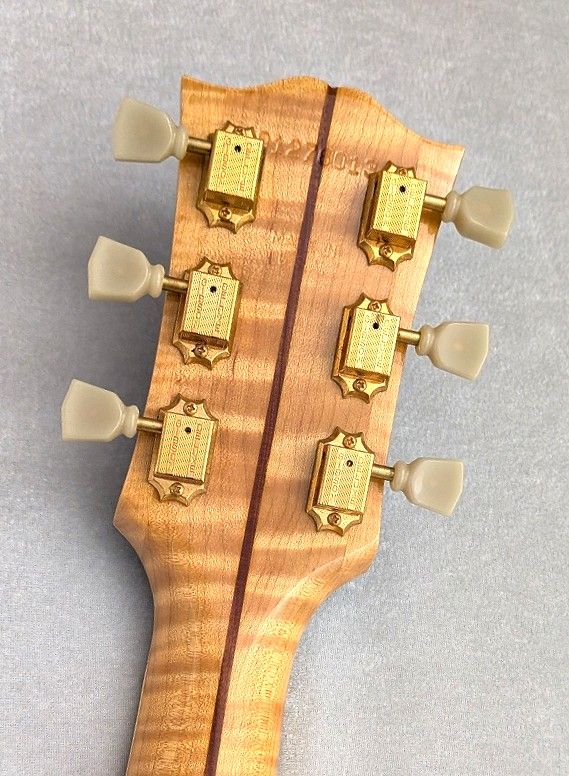 Gibson j-200 エルビス　限定モデル Gibson J-200 International Collection Series|ドルフィンギターズ