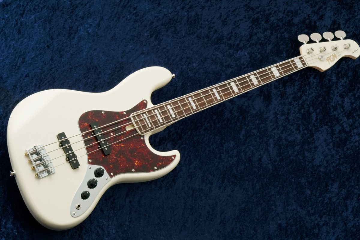 KNJB100RBAL -Antique White- AWH#L240255 | 【クロサワ楽器店