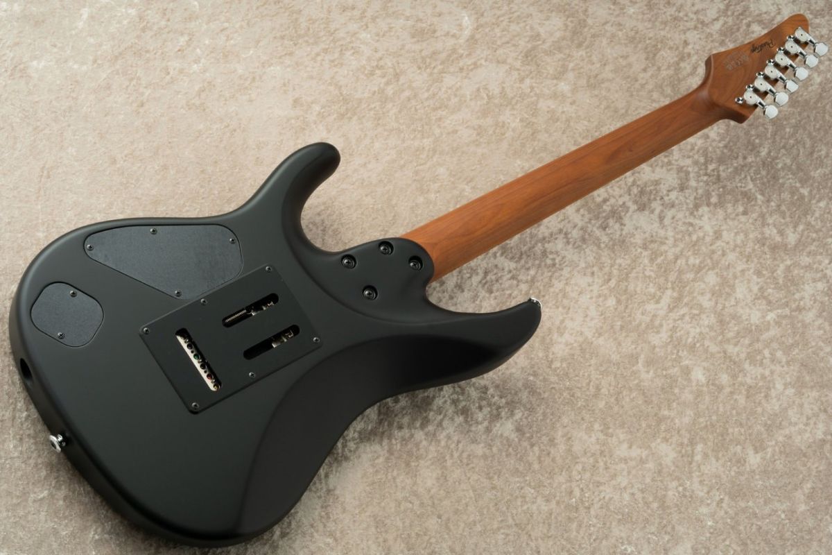 【最終値下げ】 ibanez Prestige AZ2402 BKF 新品同様 Ibanez Prestige AZ2402-BKF ｜イケベ楽器店オンラインストア