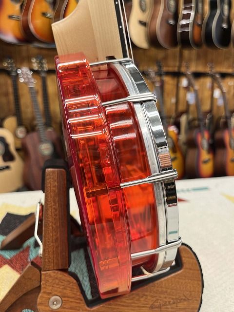MaAmAa MBU-C RD【クリスタルバンジョーウクレレ】【コンサートサイズ