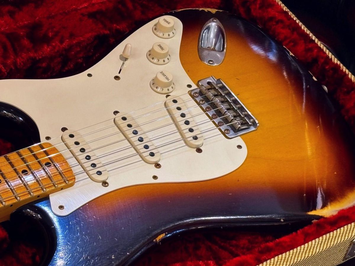 1957 Stratocaster Relic / Wide Fade 2Color Sunburst [3.58kg][状態