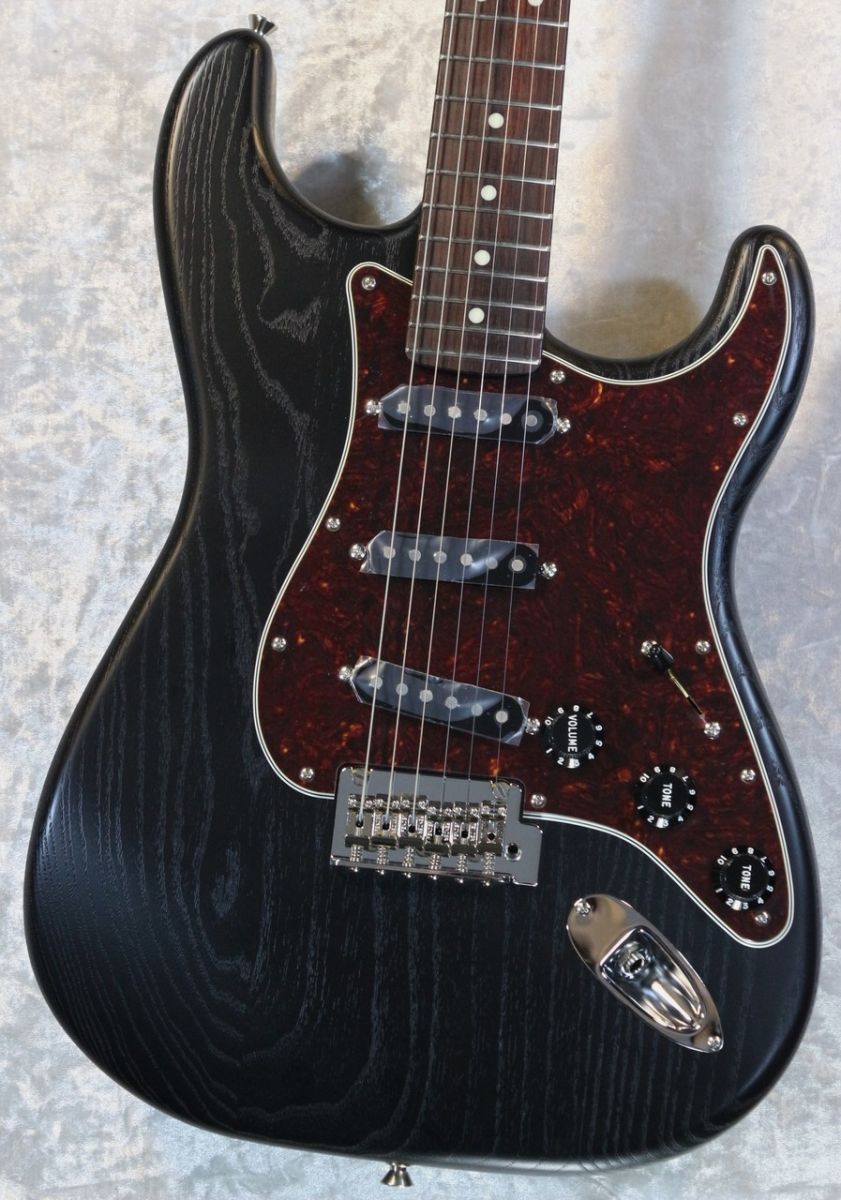 アッシュポテトページ Made in Japan Limited Stratocaster Raw Ash Black #JD25005773