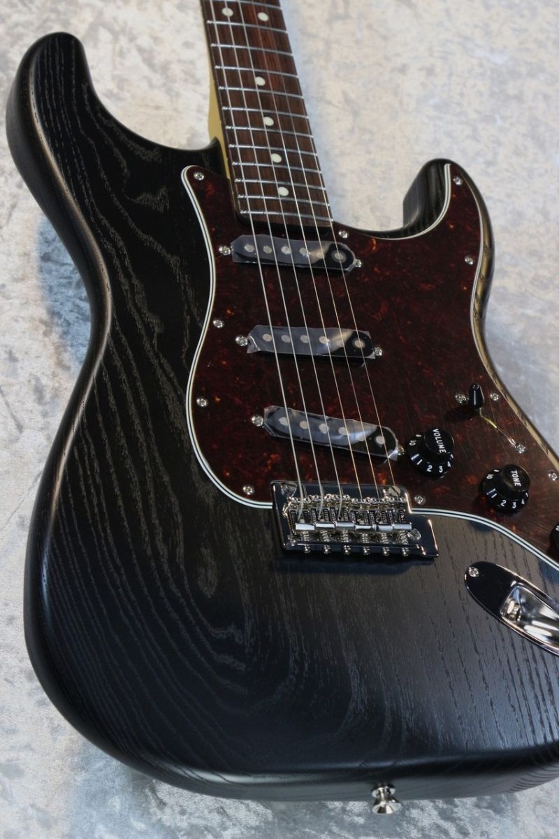 Fender Japan ストラトキャスター アッシュボディ エレキギター Fender Japan ストラトキャスター アッシュボディ エレキギター