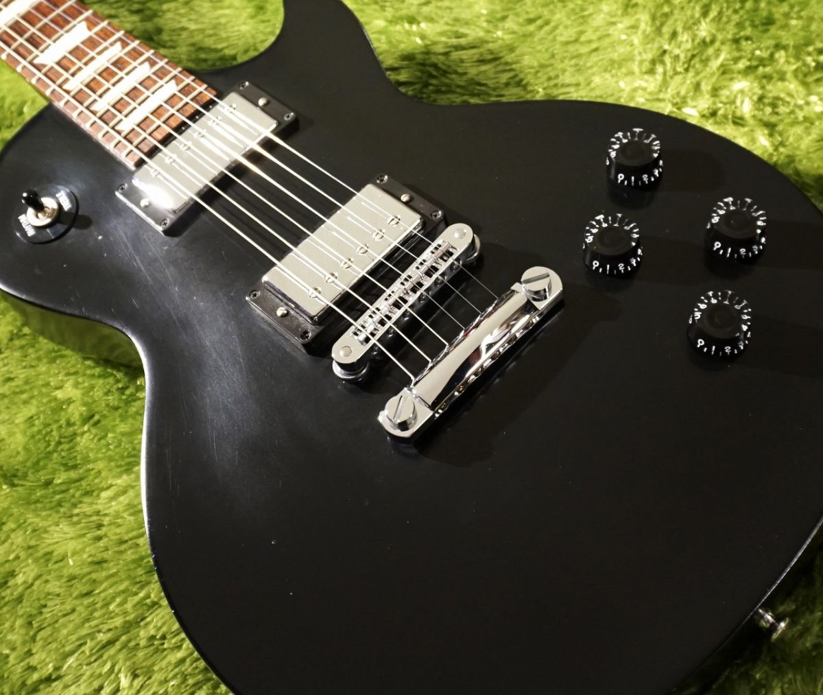 Les Paul 60s Tribute 2013 Ebony | 【クロサワ楽器店オンライン