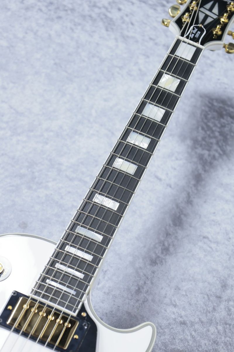 Inspired by Gibson Custom shop Les Paul Custom Alpine White