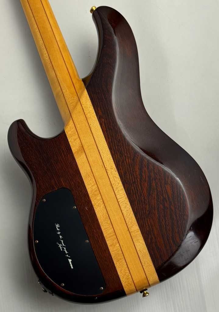 MC824 | 【クロサワ楽器店オンラインショップ】いい楽器とのいい出会い