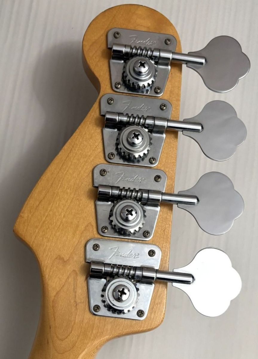 1983 JAZZ BASS | 【クロサワ楽器店オンラインショップ】いい