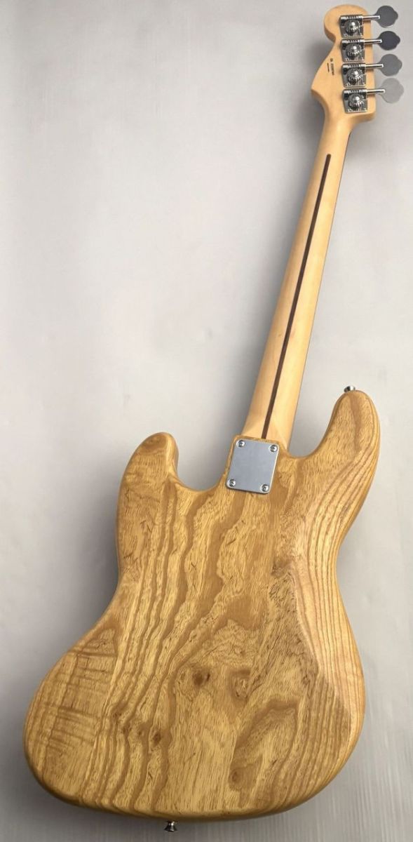 Made in Japan Limited Jazz Bass Raw Ash -Vintage Natural