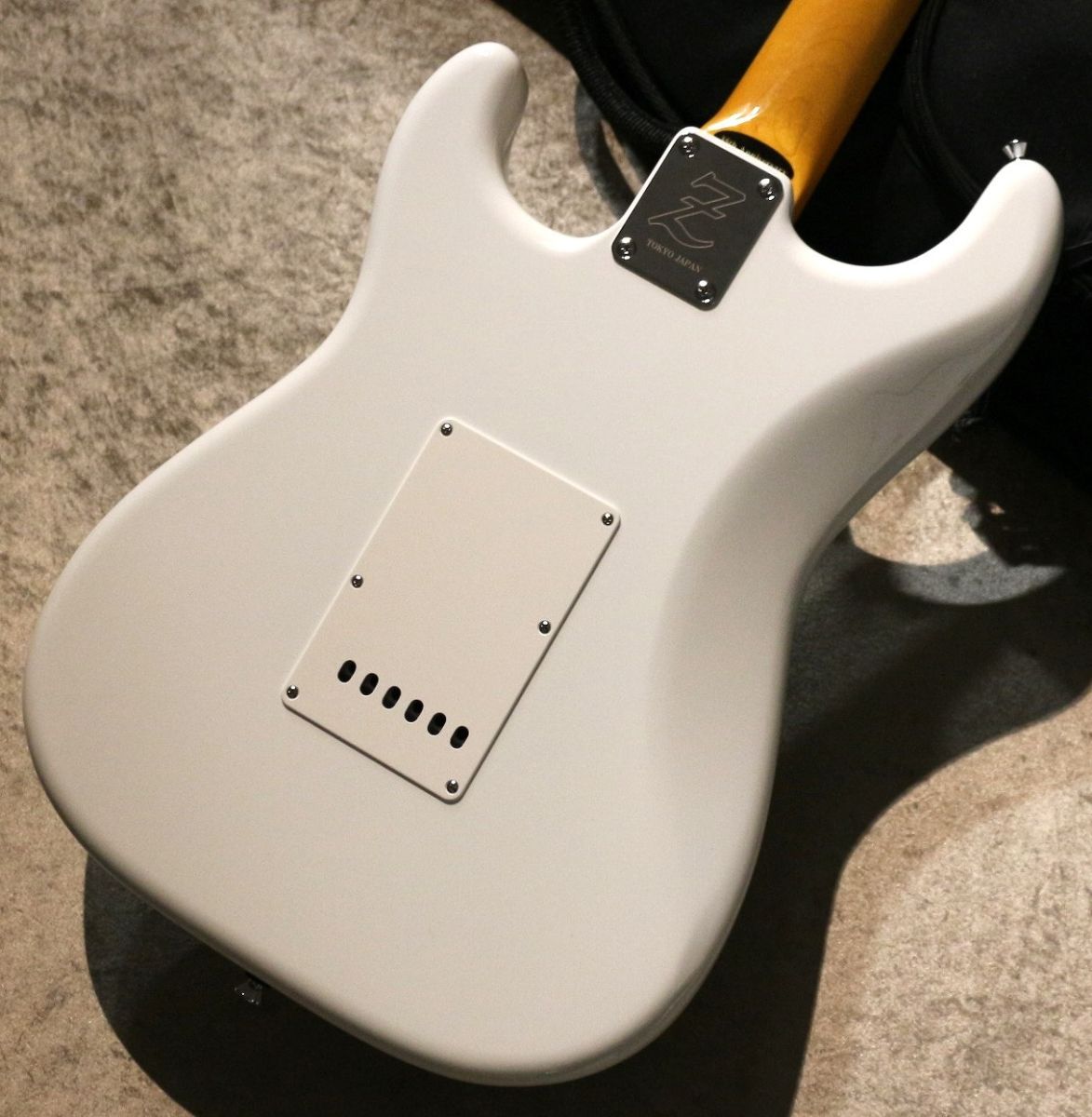 L.E.S. SPECIAL #201066 | 【クロサワ楽器店オンラインショップ】いい
