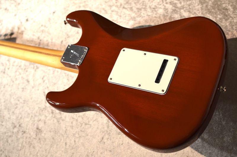 Player II Stratocaster HSS Maple Fingerboard ～Transparent