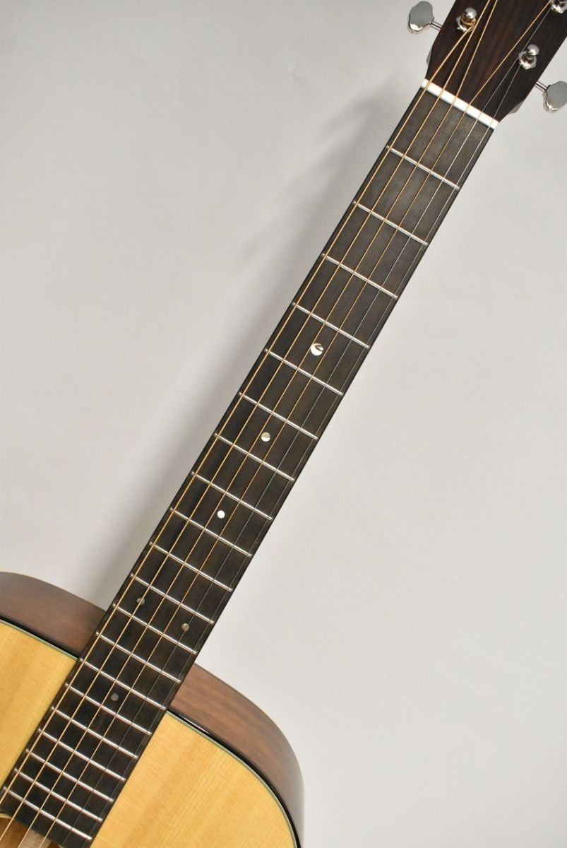 71VkeeAaJoL._UF894,1000_QL80_.jpg