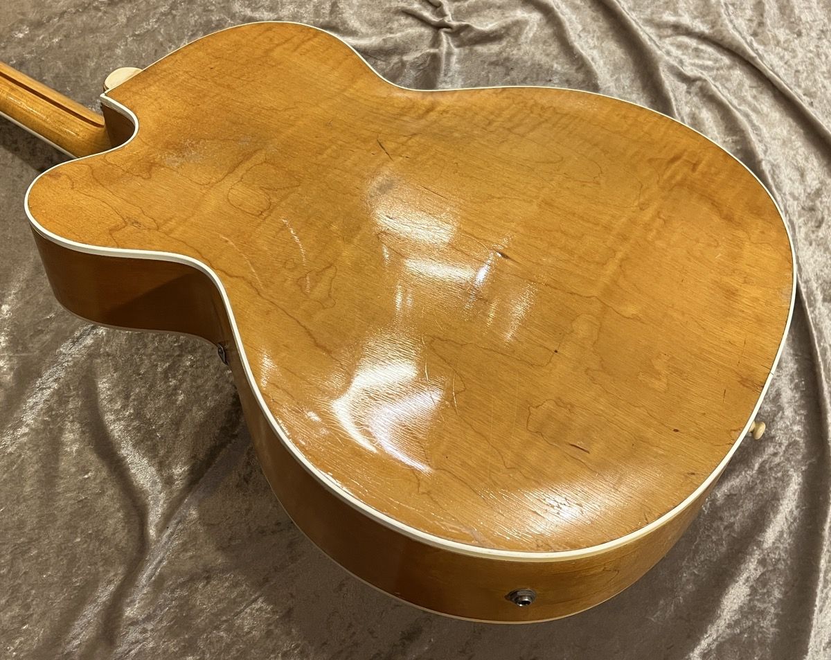 X-330 Natural 1953年製 | 【クロサワ楽器店オンラインショップ】いい