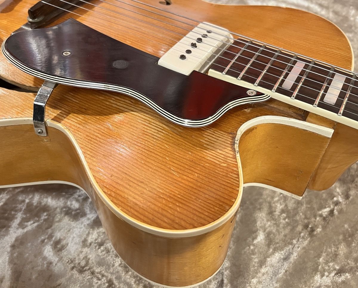 X-330 Natural 1953年製 | 【クロサワ楽器店オンラインショップ】いい