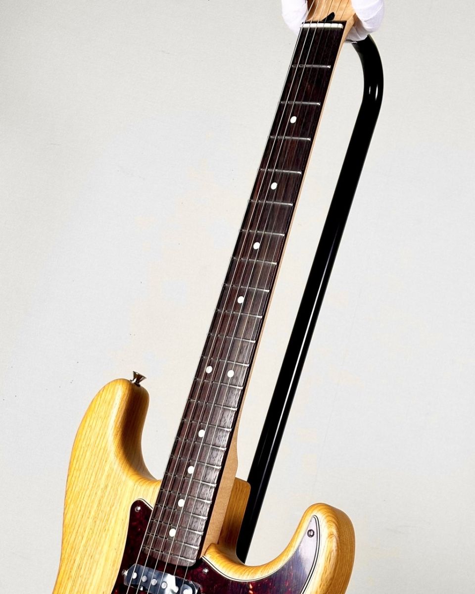 Made in Japan limited Stratocaster Raw Ash -Vintage Natural