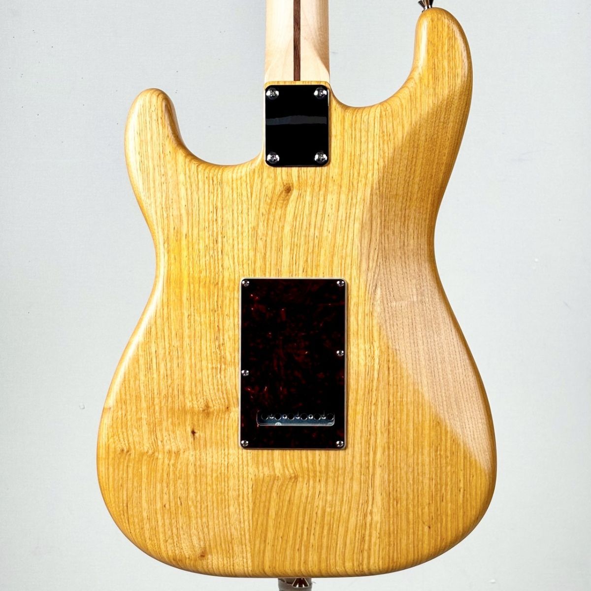 Made in Japan limited Stratocaster Raw Ash -Vintage Natural