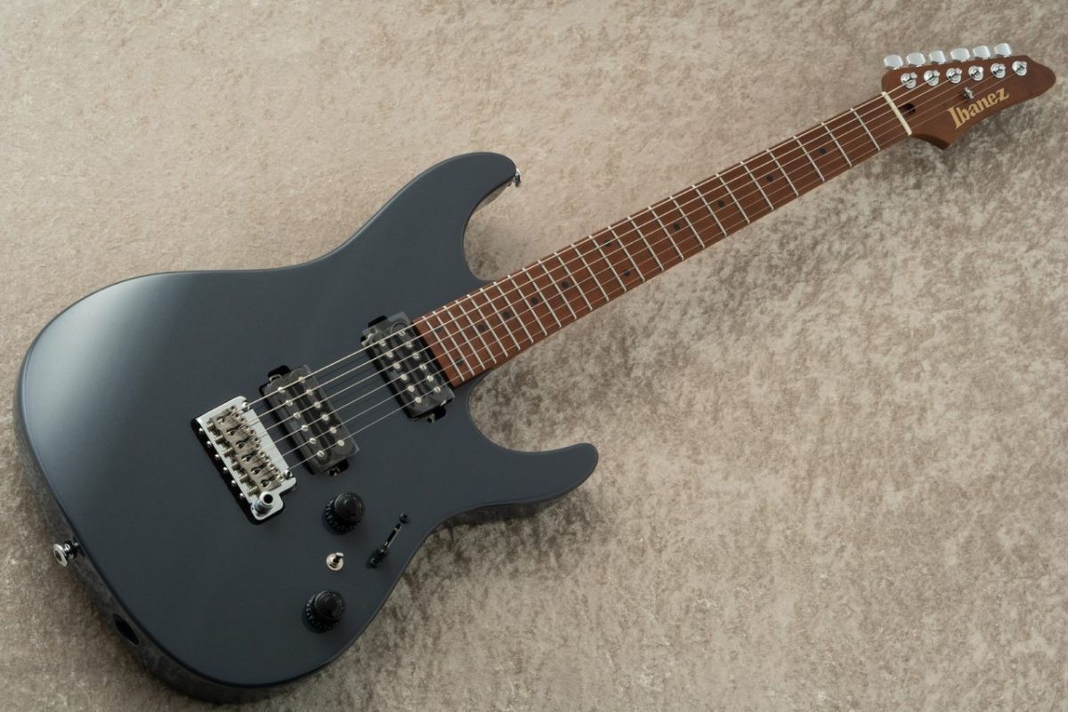 Prestige AZ2402 -Gray Metallic / GRM- #F2515655 | 【クロサワ