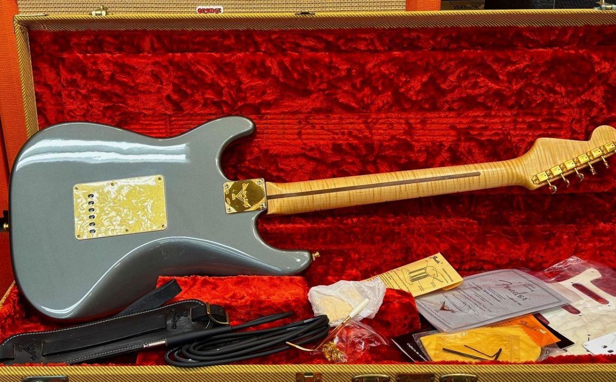 MBS Eric Clapton Stratocaster by J.W.Black / Pewter
