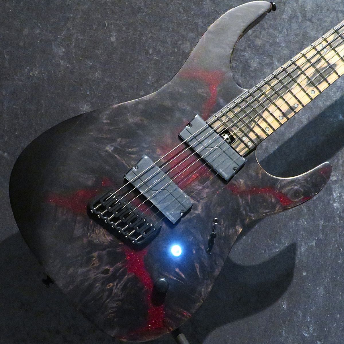 【メタラーに】Legator ninja 7弦　エレキギター 杢目　24フレ メタラーに】Legator ninja 7弦 エレキギター 杢目 24フレ