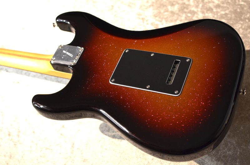 新品同様Fender Player II Stratocasterおまけ８点付き Player II Stratocaster® HSS – Fender