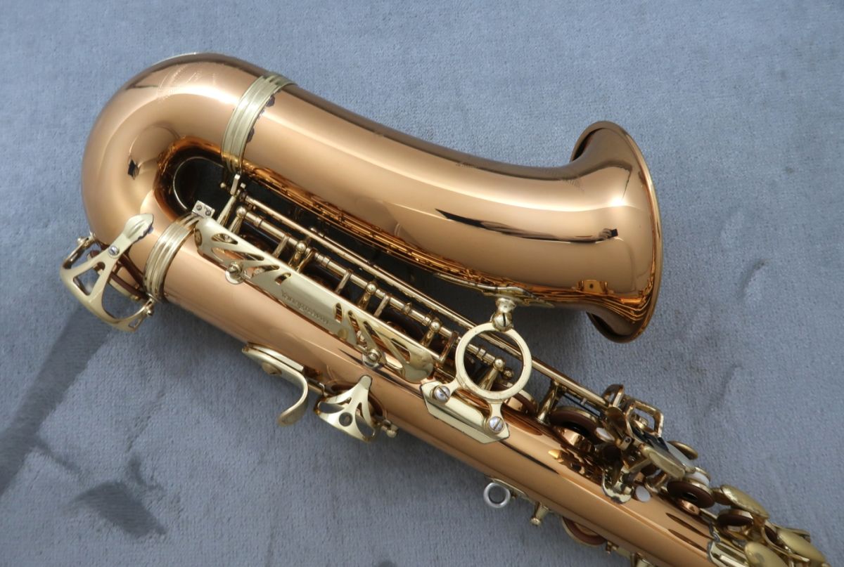 スーパーベガ　アルトサックス 管楽器・吹奏楽器 サックス アルトサックス C.G.CONN 商品一覧