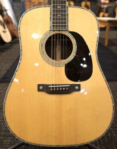 Martin 【個体演奏動画あり】 D-42 Modern Deluxe S/N 2903272 【音に宿る名匠の技】【トップVTS】